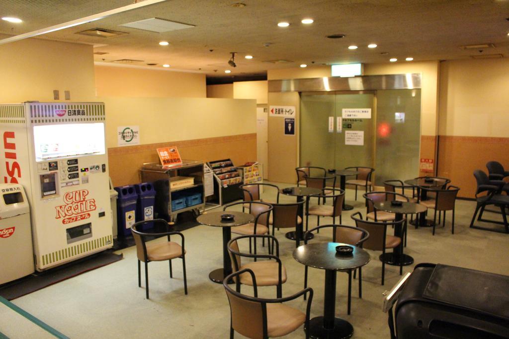 Capsule Hotel Asahi Plaza Shinsaibashi Ōsaka Eksteriør bilde