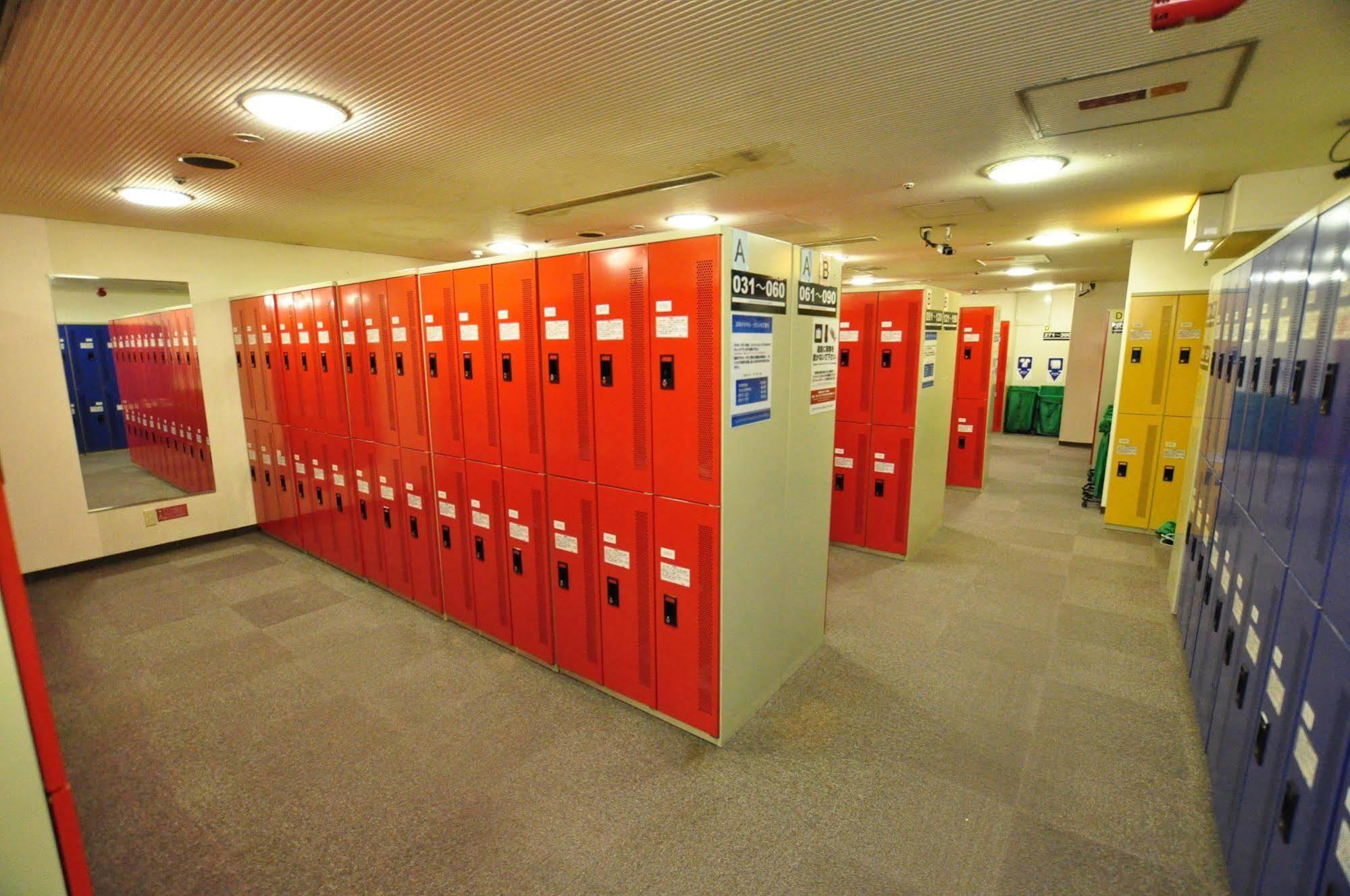 Capsule Hotel Asahi Plaza Shinsaibashi Ōsaka Eksteriør bilde