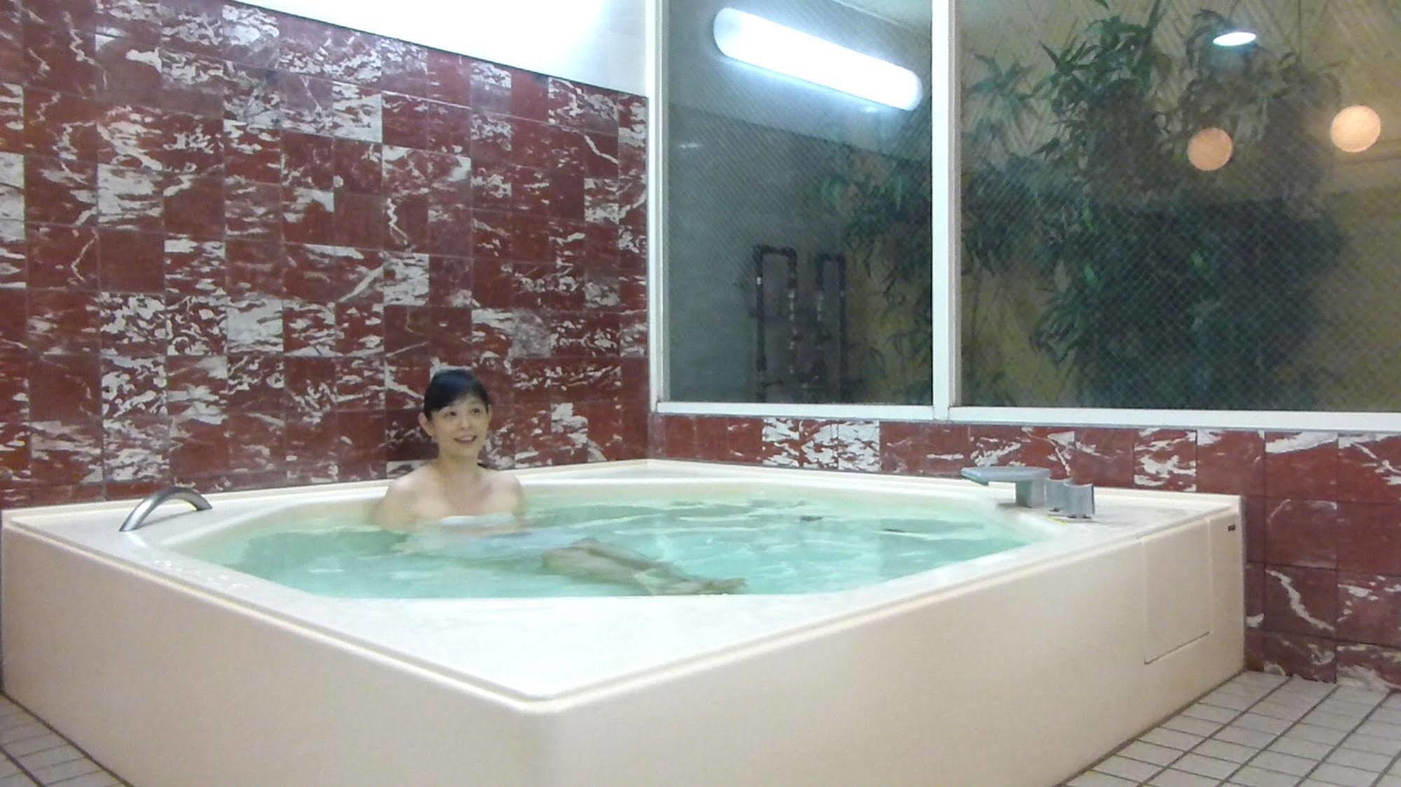 Capsule Hotel Asahi Plaza Shinsaibashi Ōsaka Eksteriør bilde